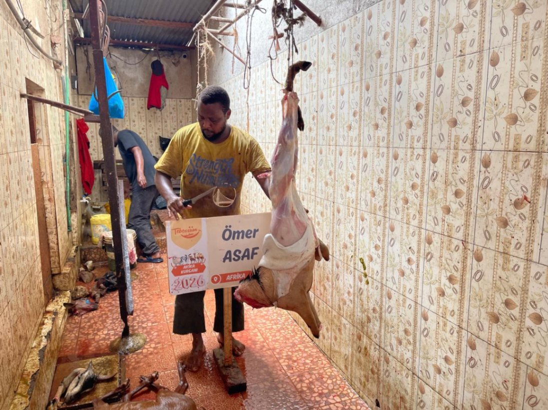 Akika Meat Distribution in Bamburi -  ( OMER ASAF ) 2